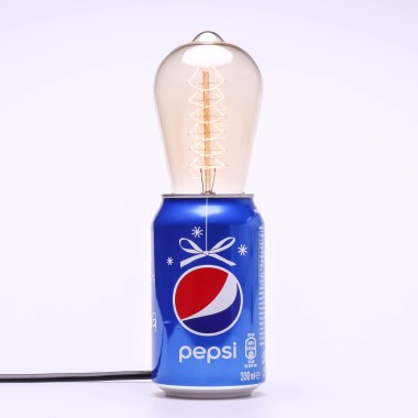 Lampa w puszce Pepsi Święta